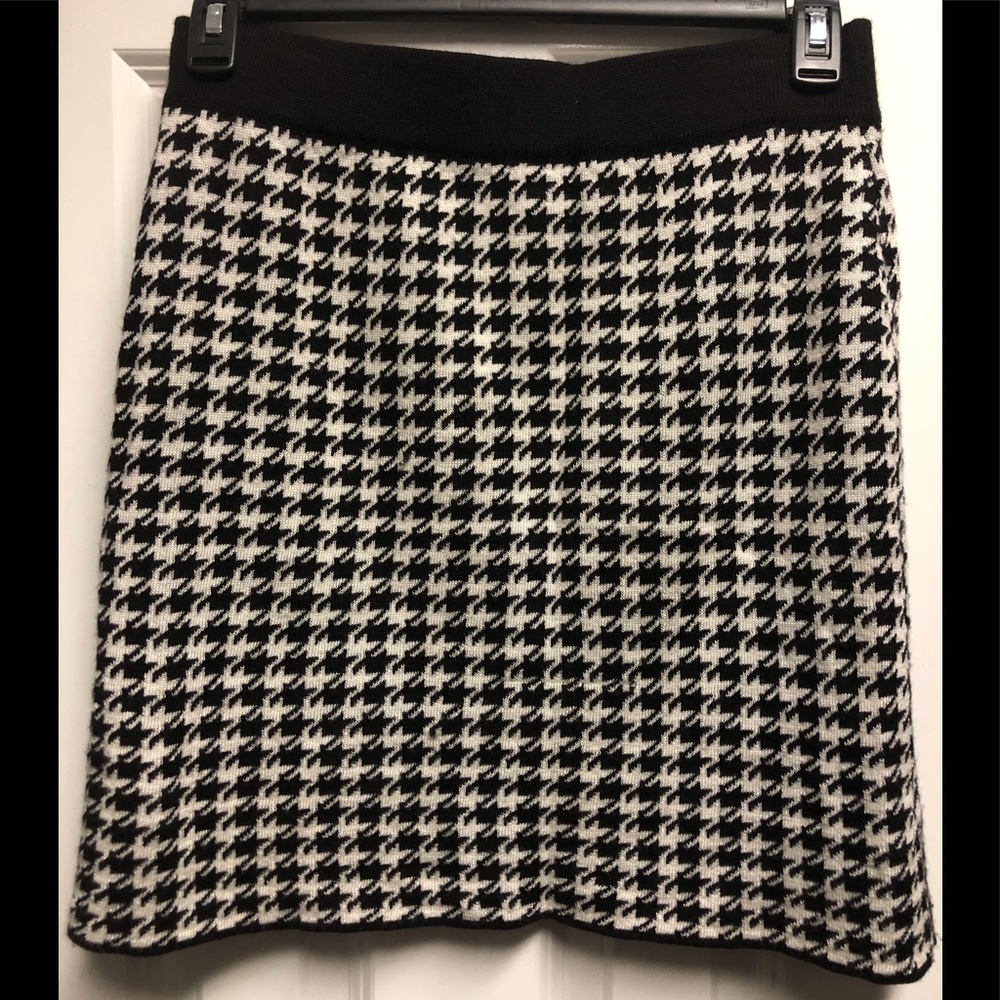 Kenar Houndstooth Wool Blend Knit Skirt Medium